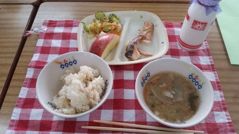 学校給食